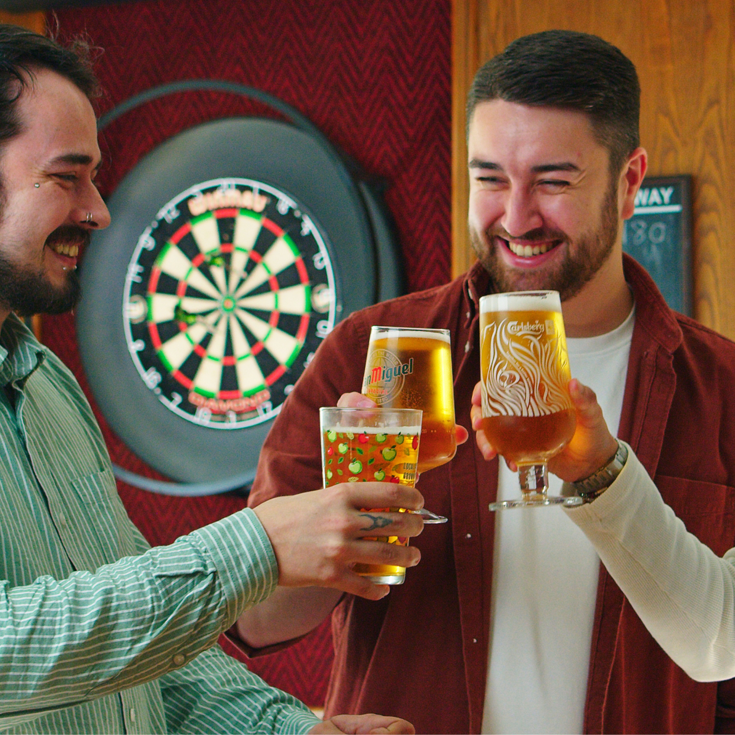 Raise a glass This Father's Day at The Waggon & Horses in Blacon, Chester!